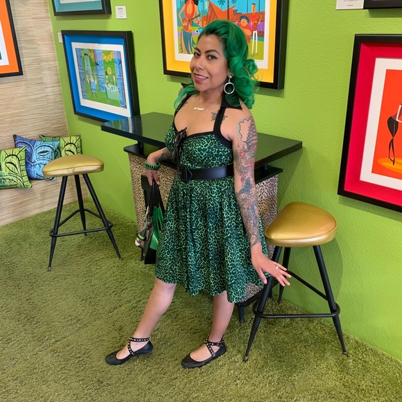 🖤Meet The Posher🎃 - Picture 3 of 13